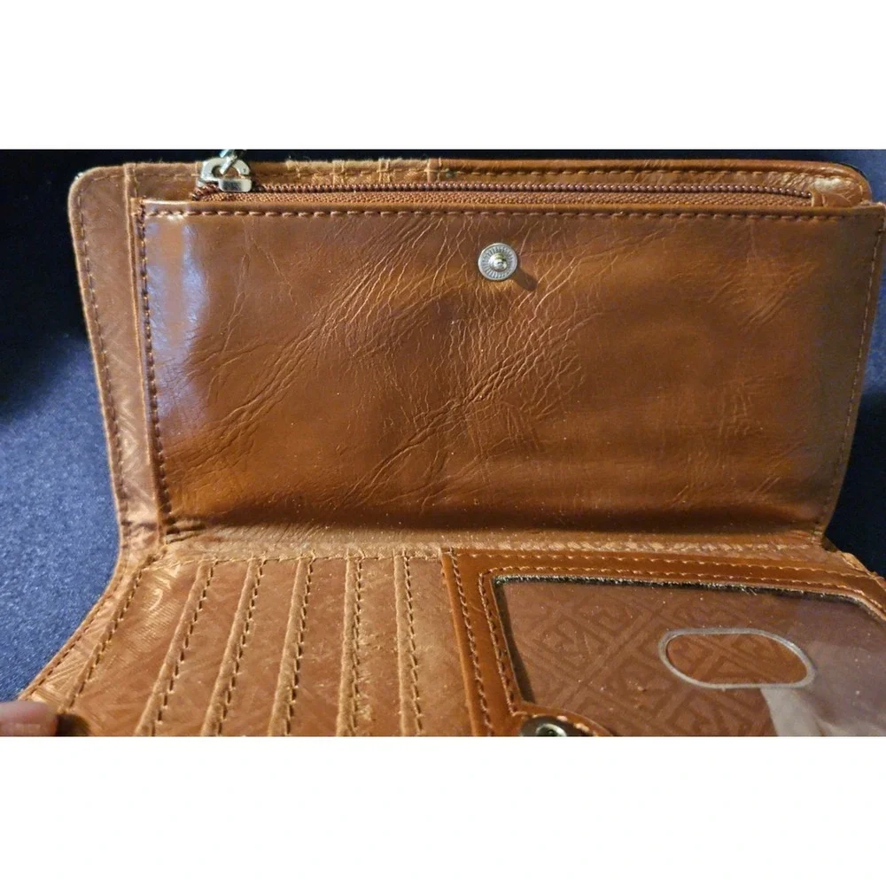 Beautiful Black Wallet w/13 places for C/C and ID's, Coin purse/ pocket for cash